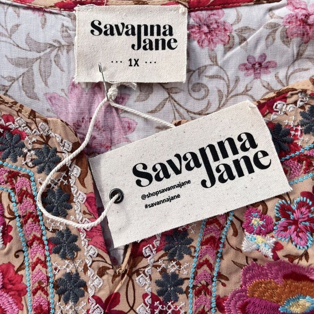 Savanna Jane Women's Champagne Floral Embroidered Bell Sleeve Blouse 1X 2X 3X - Picture 4 of 6